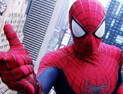 Pókember a Times Square-en szilveszterezik
