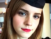 Diplomás csaj lett Emma Watson