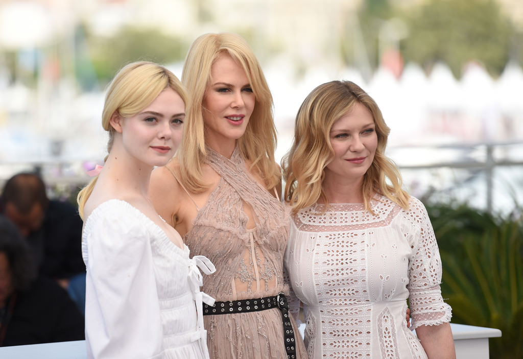 Elle-Fanning-Nicole-Kidman-Kirsten-Dunst-Cannes-The-Beguiled-Fashion-Alexander-McQueen-Loewe-Tom-Lorenzo-Site-1