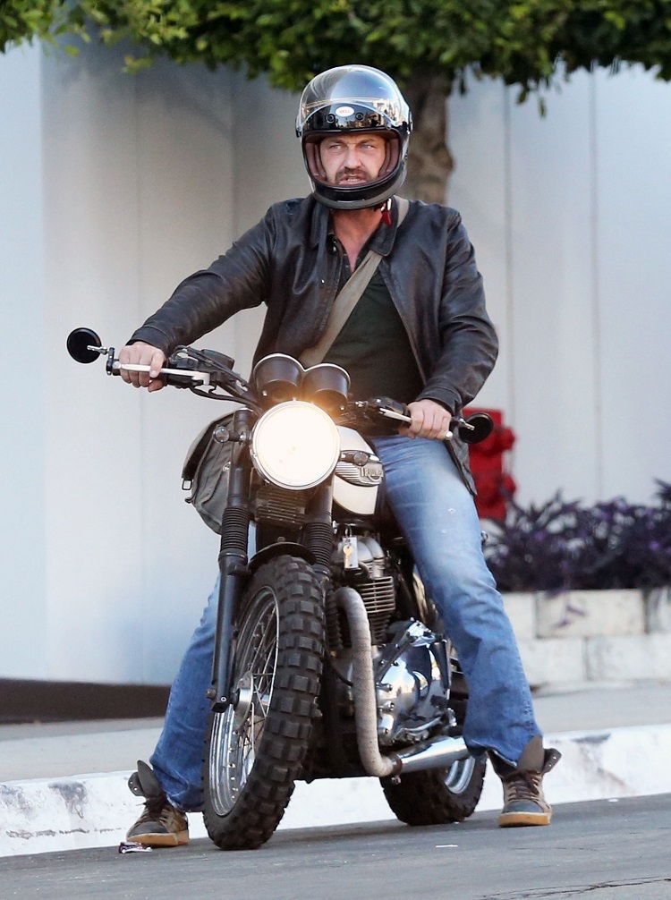 gerard-butler-motorcycle accident 01