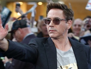 Bunkó riporter akasztotta ki Robert Downey Jr.-t 