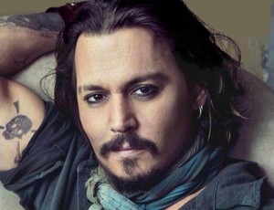 Johnny Depp filmfesztiválon gengszterkedik 