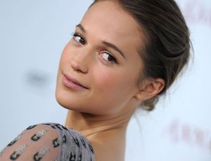 Alicia Vikander vagány akcióhőst alakít! 