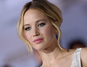  Jennifer Lawrence-t a Kardashian család nyugtatta meg 