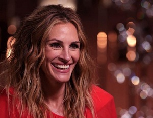 Julia Roberts szerint mindig ott a lehetőség, hogy pozitívabbak legyünk